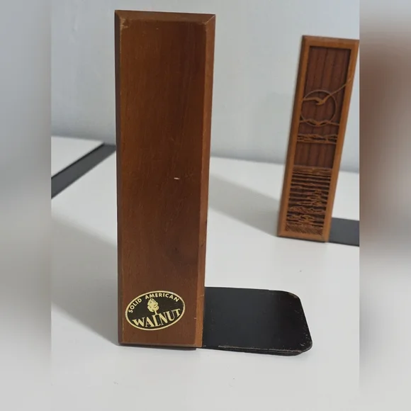 MCM Laser Engraved SolidAmerican Walnut Bookends Seagulls Over the Sea Birds